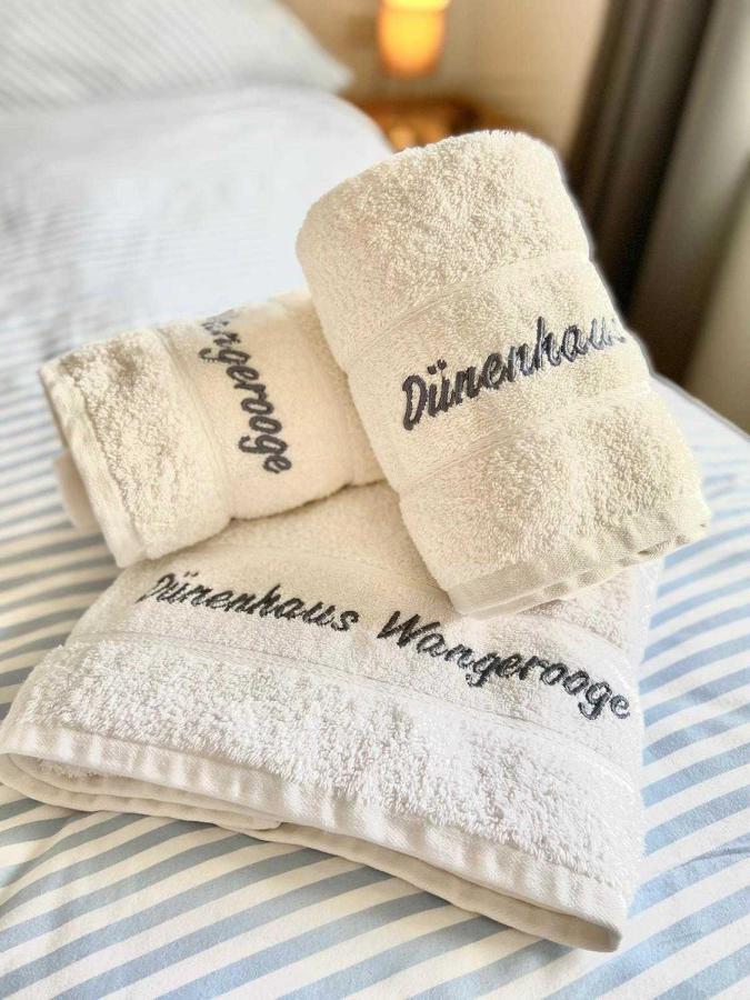 Duenenhaus Ferienwohnung De Dueuen Dree Wangerooge Esterno foto