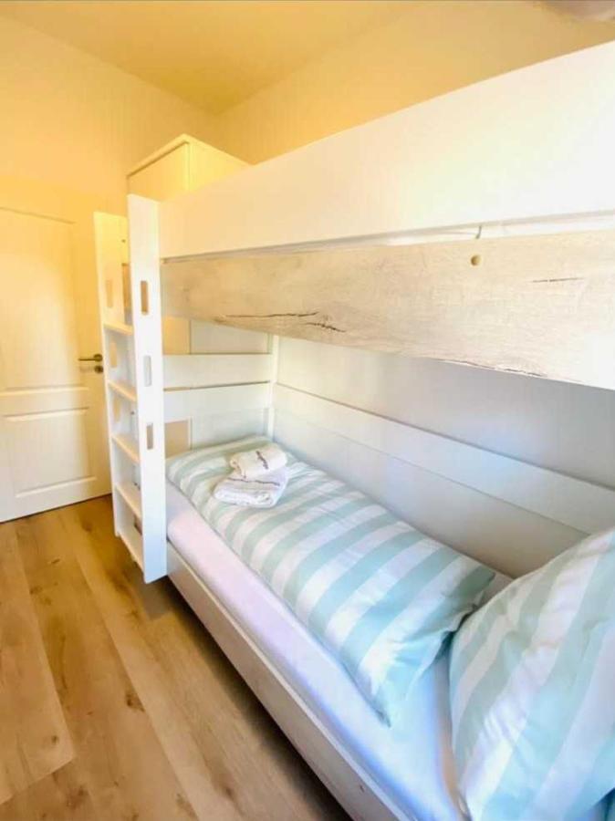 Duenenhaus Ferienwohnung De Dueuen Dree Wangerooge Esterno foto