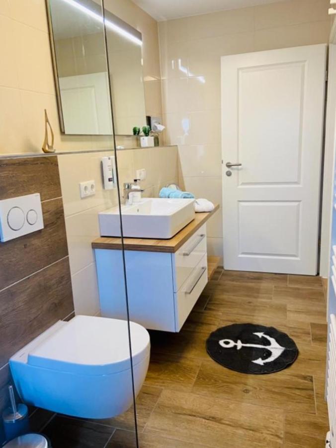 Duenenhaus Ferienwohnung De Dueuen Dree Wangerooge Esterno foto
